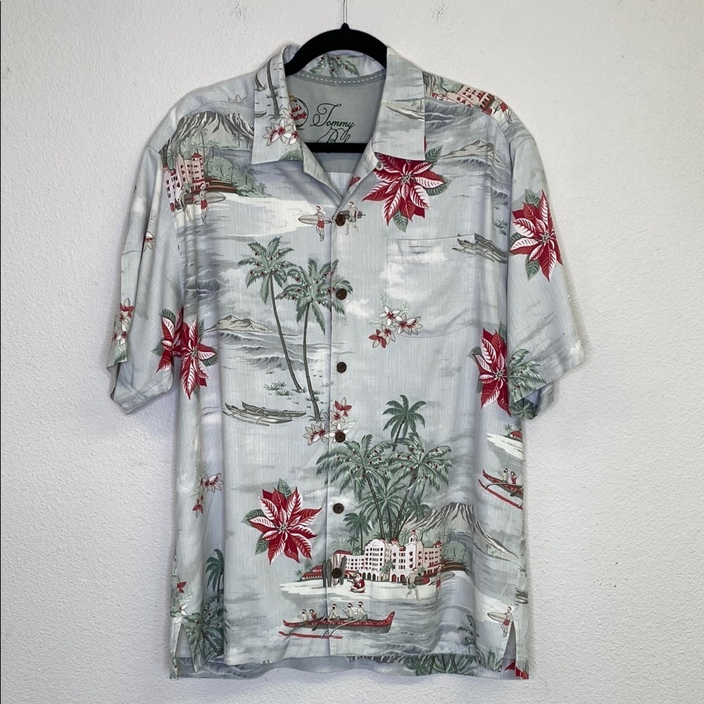 Tommy Bahama Christmas Holiday Santa Button Down Shirt Men's Medium